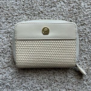 Elegant Etienne Aigner Cream Wallet